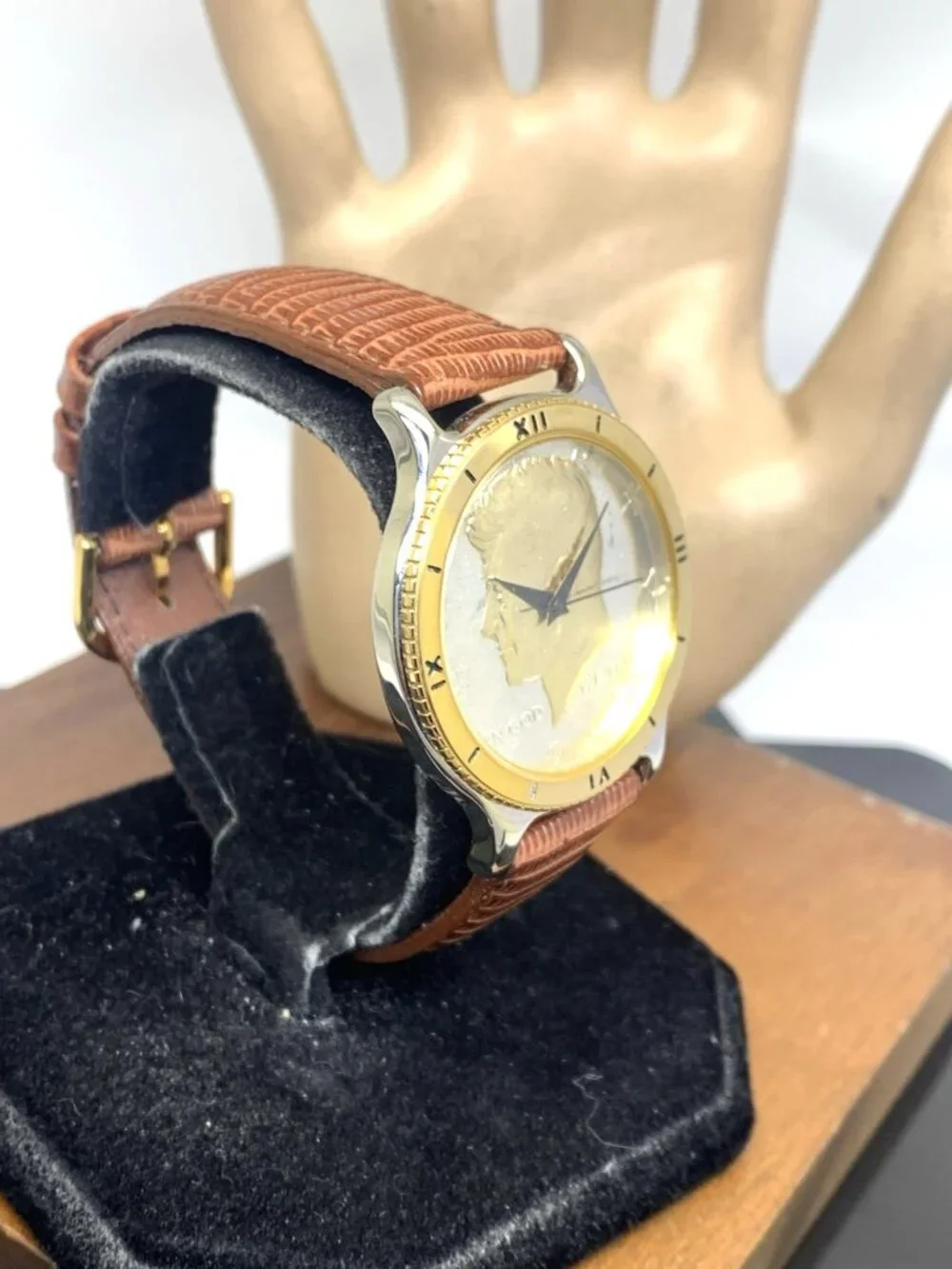Waltham Men's Watch Vintage Liberty Kennedy USA 1968 Coin Quartz Brown Strap
